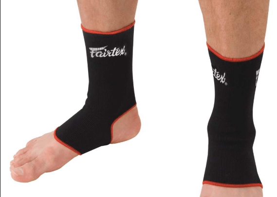 Muay Thai ankle supports black//white